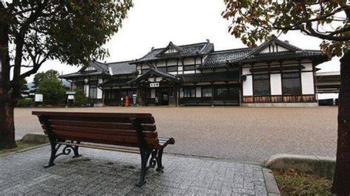 出雲大社前駅：参拝の入口になるローカル駅、行き方と歩き方ガイド