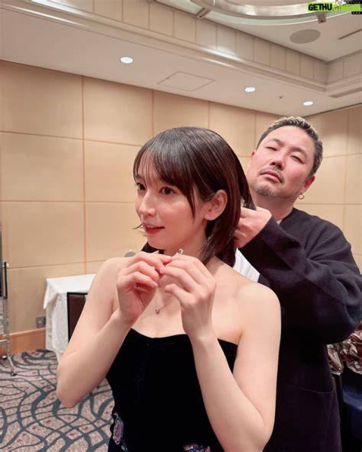 吉岡里帆の夫・交際相手は誰？話題の写真と素顔に迫る